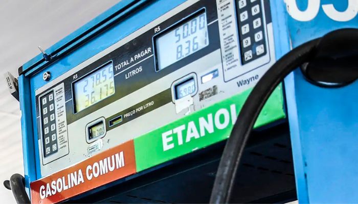  Petrobras reduz preço da gasolina em 4,9% a partir de terça-feira 